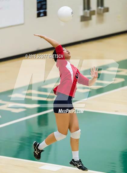 Thumbnail 3 in Jefferson vs. Falls Church photogallery.