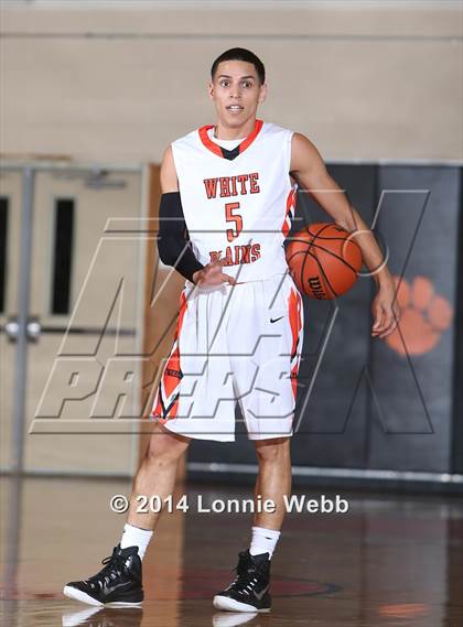 Thumbnail 1 in Suffern @ White Plains photogallery.