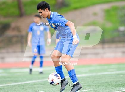 Thumbnail 1 in Sacred Heart Prep vs. Santa Clara (CIF CCS DIII Finals) photogallery.