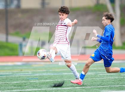 Thumbnail 2 in Sacred Heart Prep vs. Santa Clara (CIF CCS DIII Finals) photogallery.