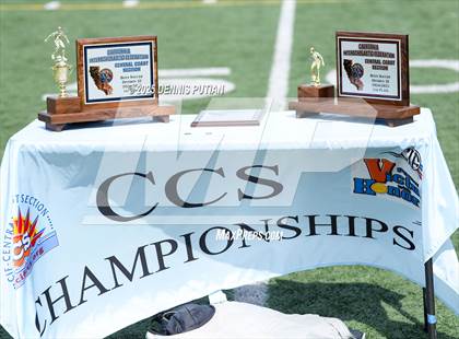 Thumbnail 3 in Sacred Heart Prep vs. Santa Clara (CIF CCS DIII Finals) photogallery.