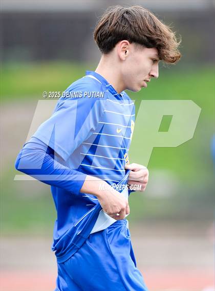 Thumbnail 3 in Sacred Heart Prep vs. Santa Clara (CIF CCS DIII Finals) photogallery.