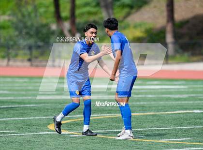 Thumbnail 3 in Sacred Heart Prep vs. Santa Clara (CIF CCS DIII Finals) photogallery.