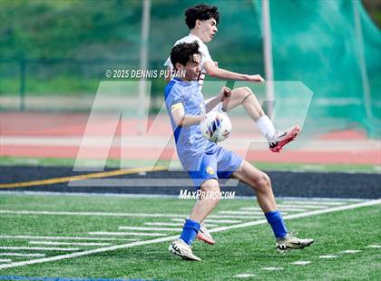 Thumbnail 3 in Sacred Heart Prep vs. Santa Clara (CIF CCS DIII Finals) photogallery.