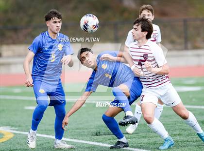 Thumbnail 3 in Sacred Heart Prep vs. Santa Clara (CIF CCS DIII Finals) photogallery.