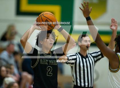 Thumbnail 1 in Oak Park @ Moorpark photogallery.