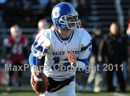 Thumbnail 2 in Masuk vs. Darien (CIAC Class L Semifinal) photogallery.