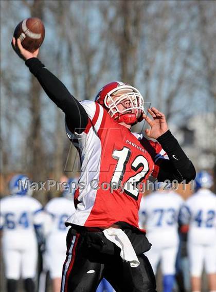 Thumbnail 1 in Masuk vs. Darien (CIAC Class L Semifinal) photogallery.