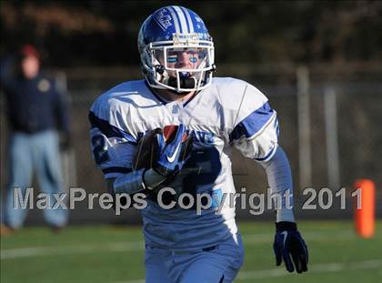 Thumbnail 2 in Masuk vs. Darien (CIAC Class L Semifinal) photogallery.