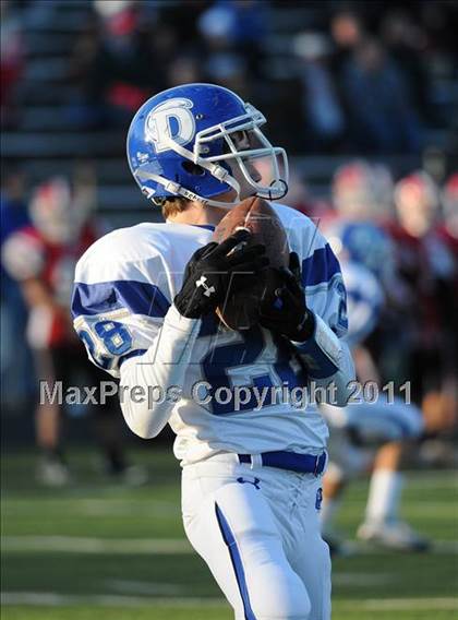 Thumbnail 2 in Masuk vs. Darien (CIAC Class L Semifinal) photogallery.