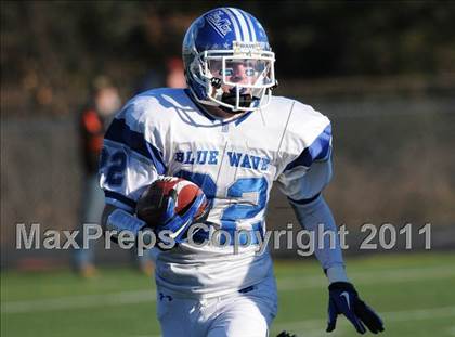 Thumbnail 3 in Masuk vs. Darien (CIAC Class L Semifinal) photogallery.
