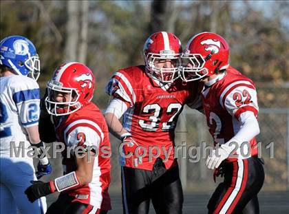Thumbnail 2 in Masuk vs. Darien (CIAC Class L Semifinal) photogallery.
