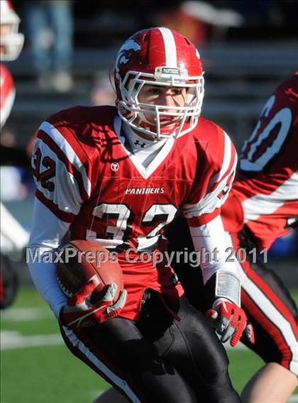 Thumbnail 3 in Masuk vs. Darien (CIAC Class L Semifinal) photogallery.