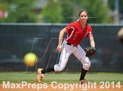 Thumbnail 2 in Lassiter vs. Allatoona (at Allatoona) photogallery.