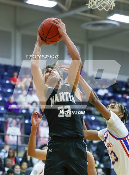 Thumbnail 1 in Martin vs. Duncanville (Whataburger Tournament) photogallery.
