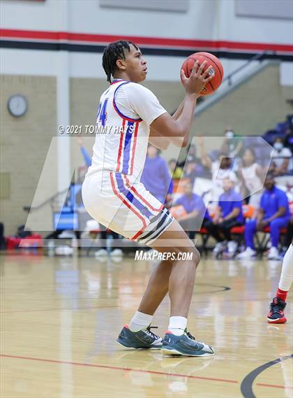Thumbnail 1 in Martin vs. Duncanville (Whataburger Tournament) photogallery.