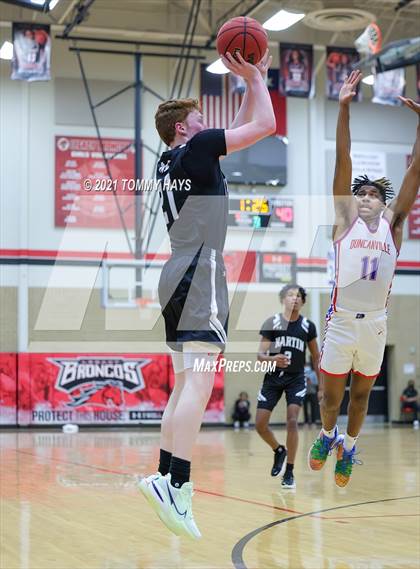 Thumbnail 2 in Martin vs. Duncanville (Whataburger Tournament) photogallery.