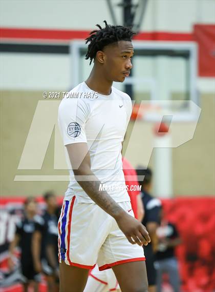 Thumbnail 2 in Martin vs. Duncanville (Whataburger Tournament) photogallery.