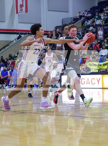 Thumbnail 2 in Martin vs. Duncanville (Whataburger Tournament) photogallery.
