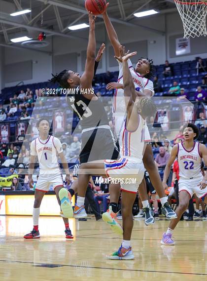 Thumbnail 3 in Martin vs. Duncanville (Whataburger Tournament) photogallery.