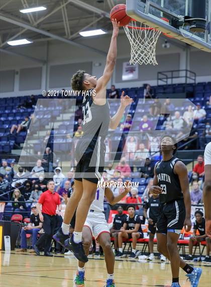 Thumbnail 3 in Martin vs. Duncanville (Whataburger Tournament) photogallery.