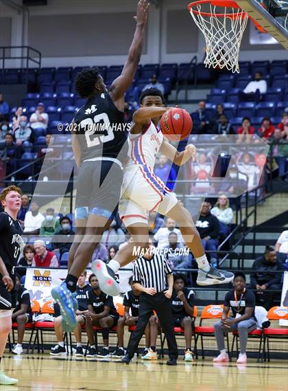 Thumbnail 1 in Martin vs. Duncanville (Whataburger Tournament) photogallery.