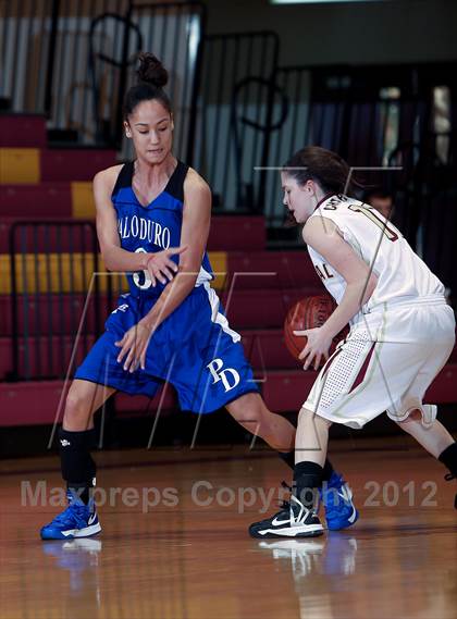 Thumbnail 3 in Palo Duro vs. Keller Central (Fantasy of Lights) photogallery.