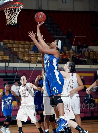 Thumbnail 2 in Palo Duro vs. Keller Central (Fantasy of Lights) photogallery.
