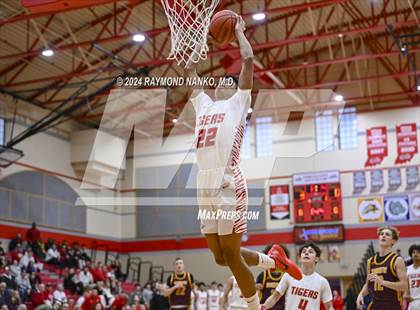Thumbnail 3 in Bloomington North v Fishers (Fishers Holiday Classic)  photogallery.