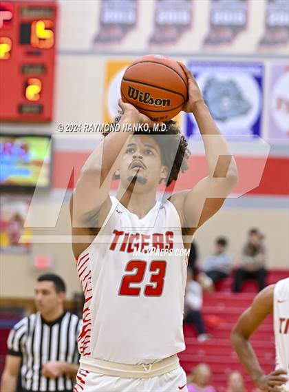 Thumbnail 1 in Bloomington North v Fishers (Fishers Holiday Classic)  photogallery.