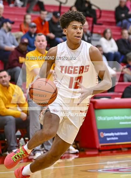 Thumbnail 3 in Bloomington North v Fishers (Fishers Holiday Classic)  photogallery.