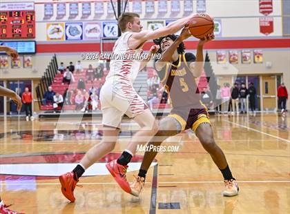Thumbnail 2 in Bloomington North v Fishers (Fishers Holiday Classic)  photogallery.