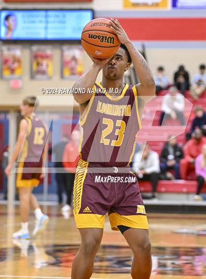Thumbnail 2 in Bloomington North v Fishers (Fishers Holiday Classic)  photogallery.