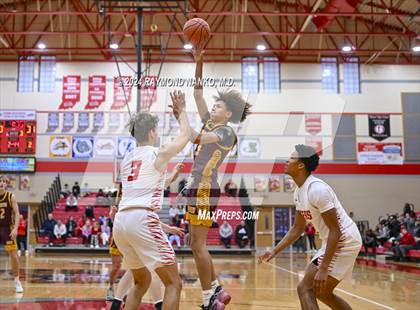 Thumbnail 2 in Bloomington North v Fishers (Fishers Holiday Classic)  photogallery.
