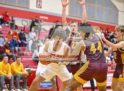 Thumbnail 3 in Bloomington North v Fishers (Fishers Holiday Classic)  photogallery.