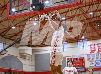 Thumbnail 2 in Bloomington North v Fishers (Fishers Holiday Classic)  photogallery.