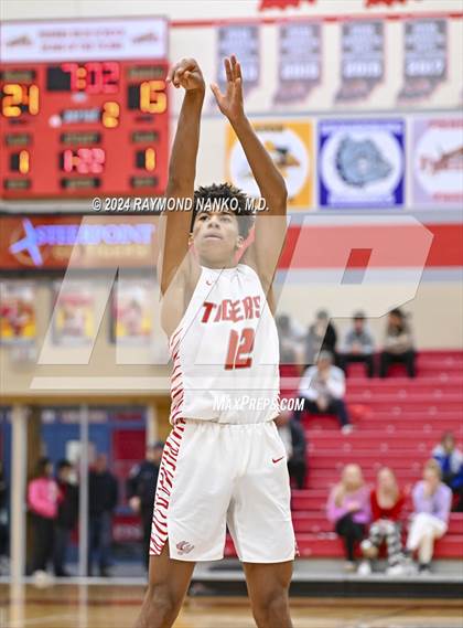 Thumbnail 2 in Bloomington North v Fishers (Fishers Holiday Classic)  photogallery.
