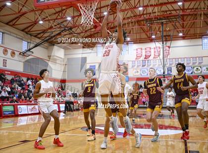 Thumbnail 2 in Bloomington North v Fishers (Fishers Holiday Classic)  photogallery.
