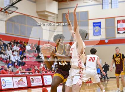 Thumbnail 3 in Bloomington North v Fishers (Fishers Holiday Classic)  photogallery.