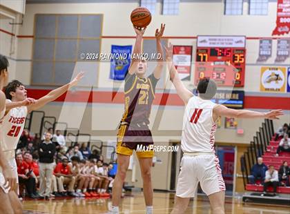 Thumbnail 2 in Bloomington North v Fishers (Fishers Holiday Classic)  photogallery.