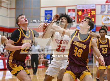 Thumbnail 2 in Bloomington North v Fishers (Fishers Holiday Classic)  photogallery.