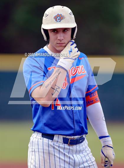 Thumbnail 3 in Chilton County Senior Showcase photogallery.