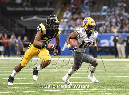 Thumbnail 3 in Edna Karr @ Neville (LHSAA Class 4A Final) photogallery.
