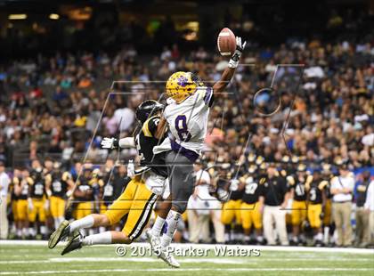 Thumbnail 3 in Edna Karr @ Neville (LHSAA Class 4A Final) photogallery.
