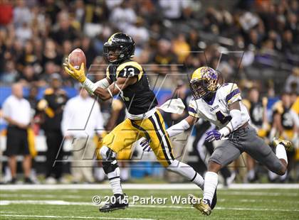Thumbnail 2 in Edna Karr @ Neville (LHSAA Class 4A Final) photogallery.