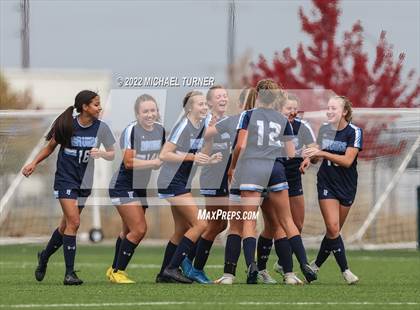 Thumbnail 2 in Twin Falls vs Canyon Ridge (IHSAA 4A State Playoff)  photogallery.