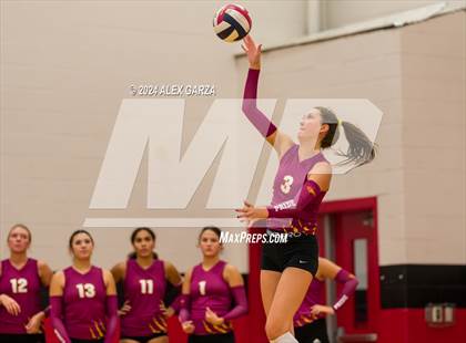 Thumbnail 2 in Johnson vs. Dripping Springs photogallery.