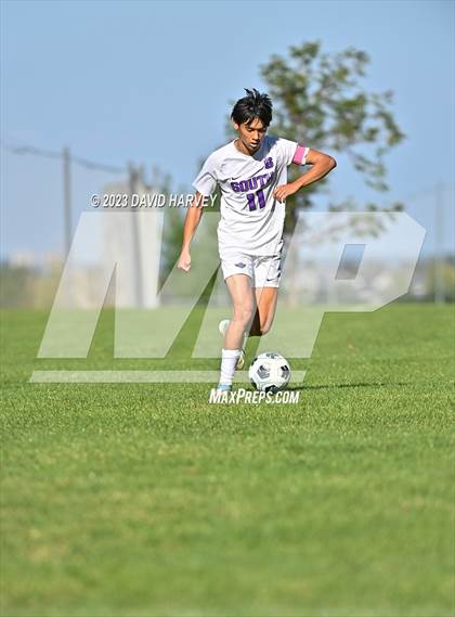 Thumbnail 2 in Denver South vs Chatfield photogallery.