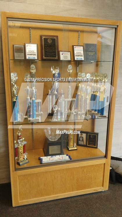 Thumbnail 2 in Mountain Brook TOC Ceremony photogallery.
