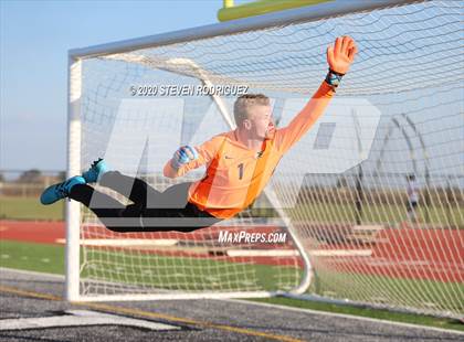 Thumbnail 2 in Hilmar vs. Linden (CIF SJS D4 Final) photogallery.